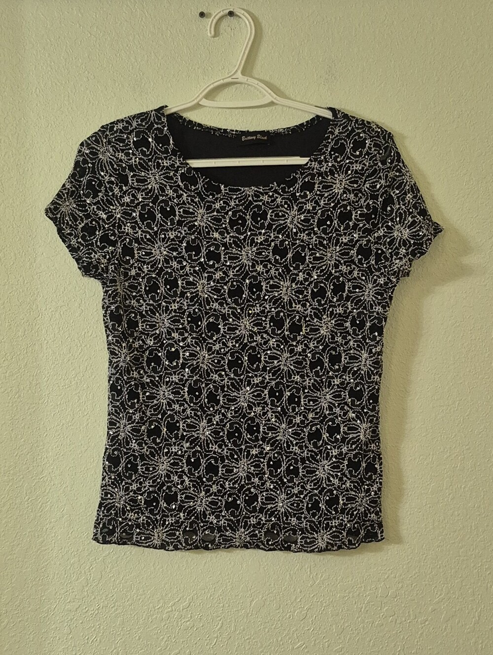 Brittany Black Black & White Floral Short Sleeve Tee